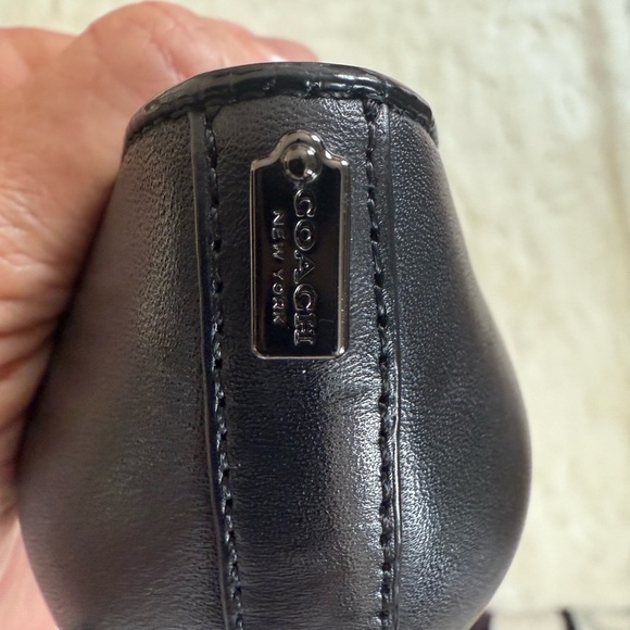 👠 COACH Black Studded Pointed Toe Leather High Heel Pumps Size 8 - Picture 6 of 15